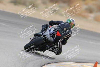 media/Dec-17-2022-SoCal Trackdays (Sat) [[224abd9271]]/Turn 10 Backside (120pm)/